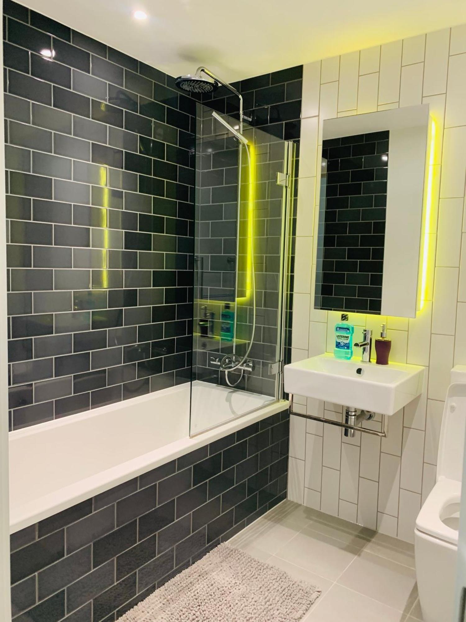 Lush Living - Double Room With Private Bathroom London Luaran gambar